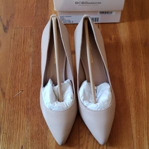 NWT/NBW BCBGeneration Marci pumps